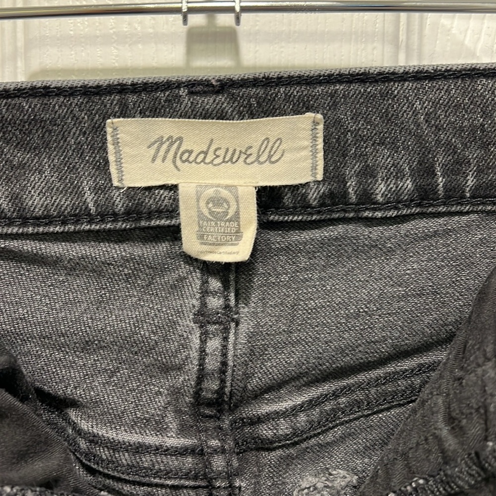 Madewell Perfect Vintage Jean in Lunar Wash (black) - Size 26 - Picture 8 of 11
